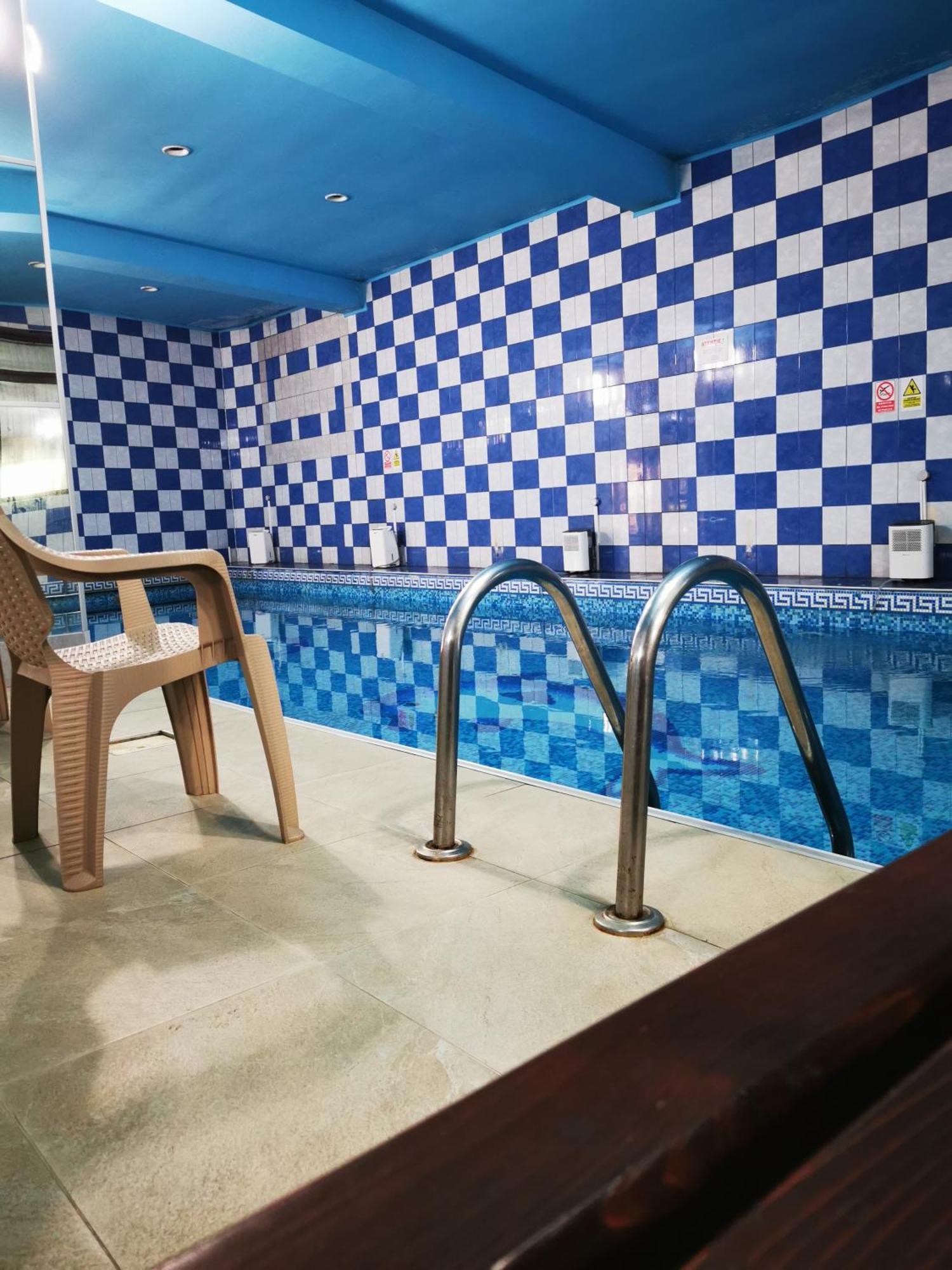 Hostel Casa Simescu II Caransebeş Zewnętrze zdjęcie
