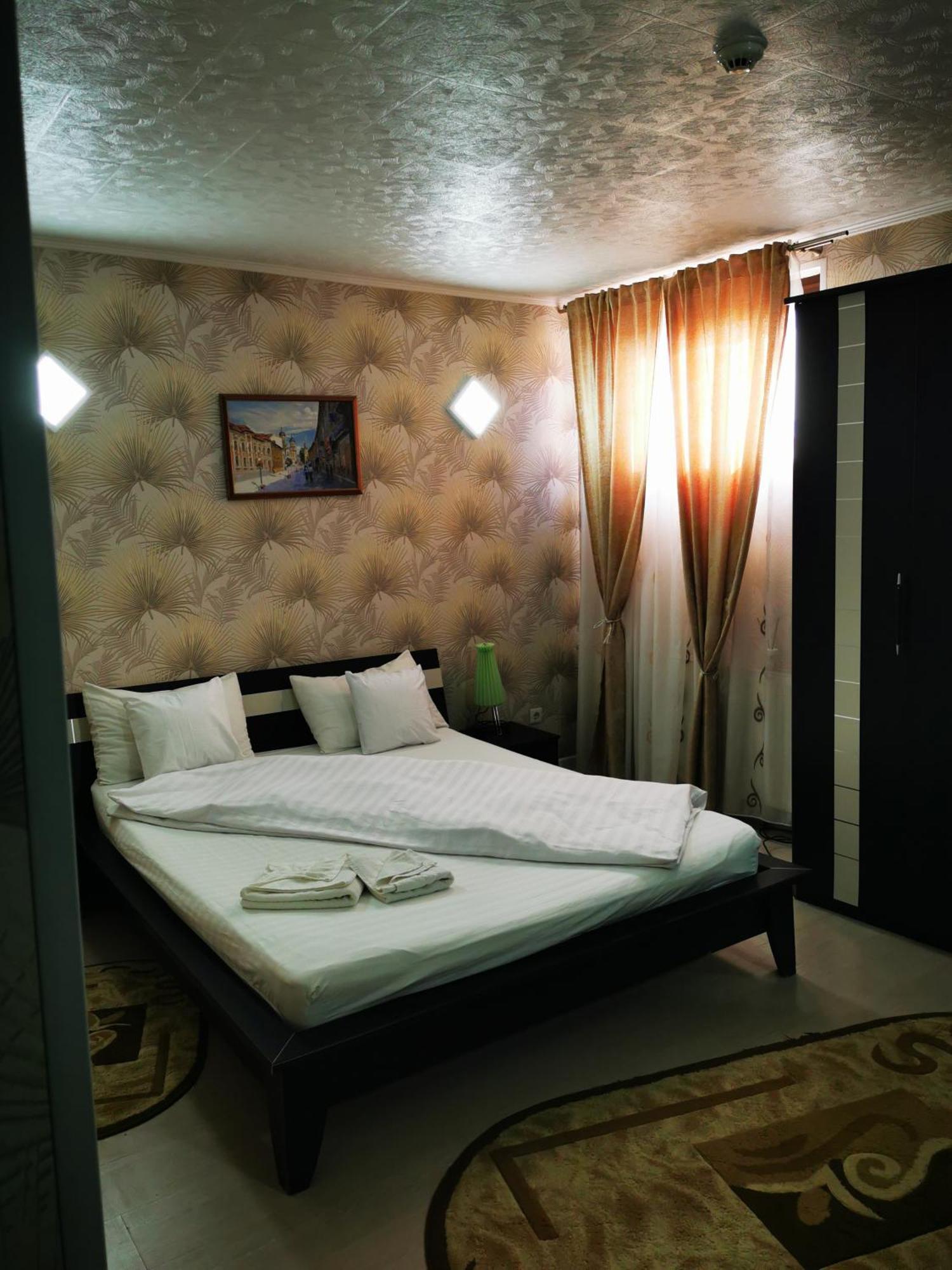 Hostel Casa Simescu II Caransebeş Zewnętrze zdjęcie
